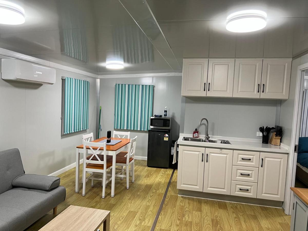 White Cliffs Self Contained Cabin Accommodation Екстериор снимка