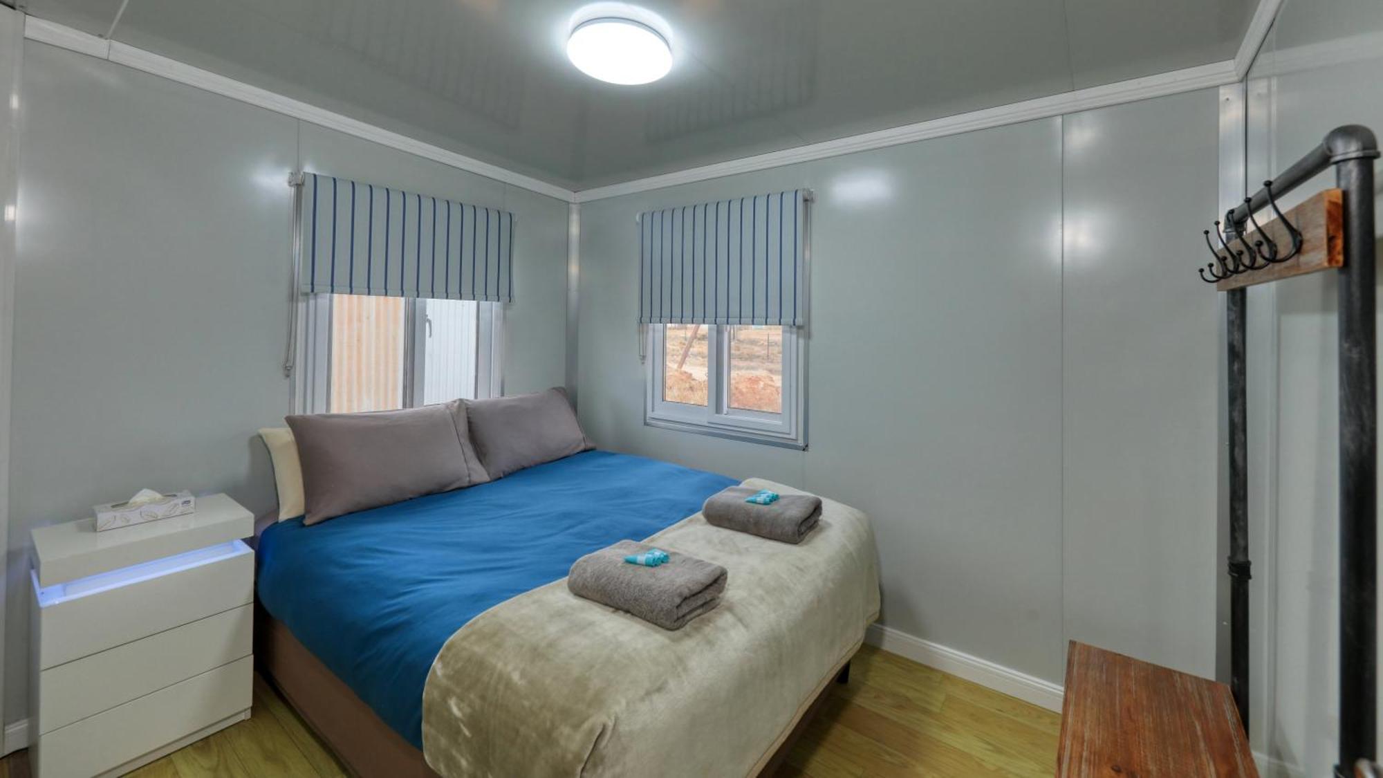 White Cliffs Self Contained Cabin Accommodation Екстериор снимка