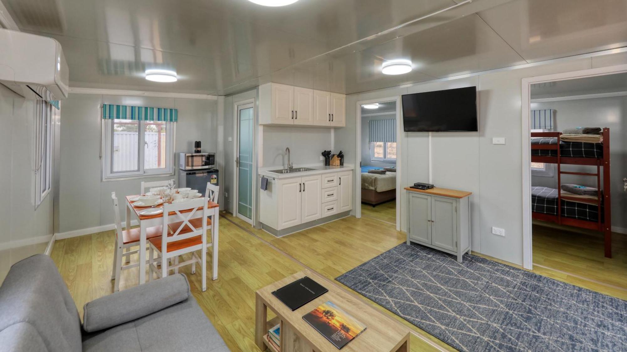 White Cliffs Self Contained Cabin Accommodation Екстериор снимка